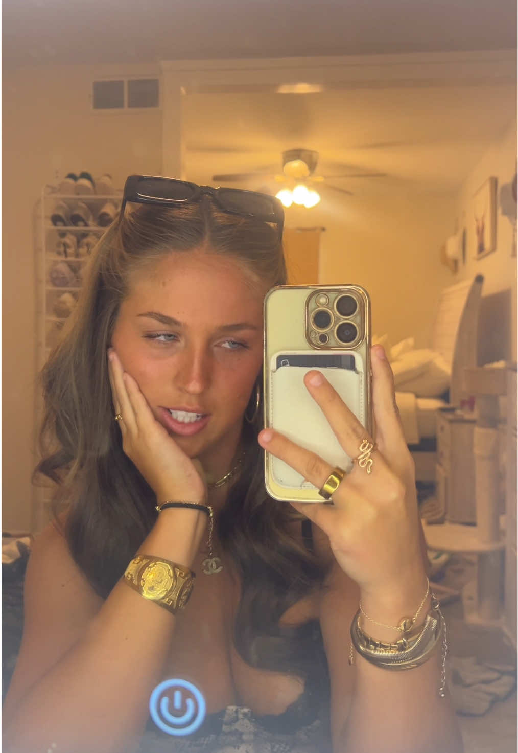 @alexisjhogan