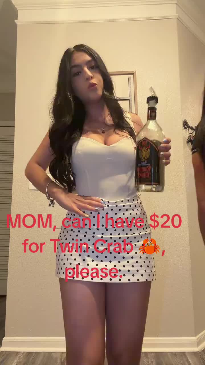@twincrab01