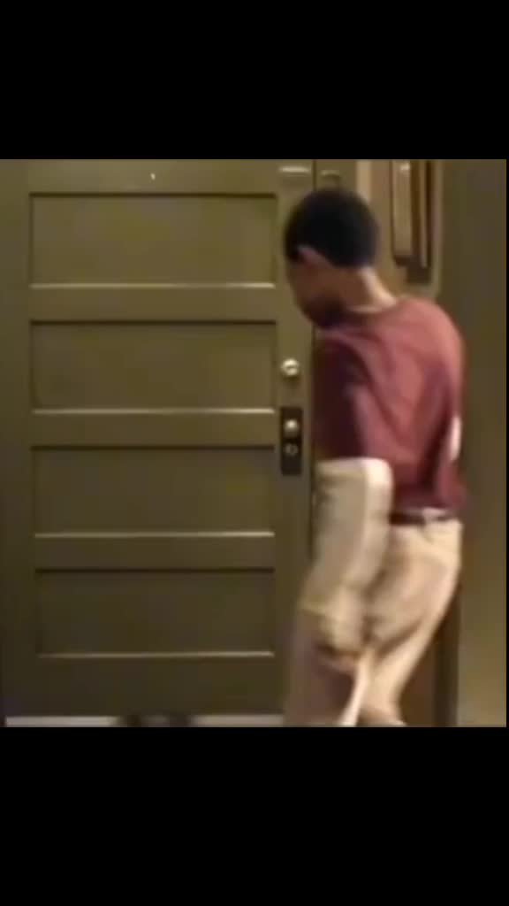 @J®