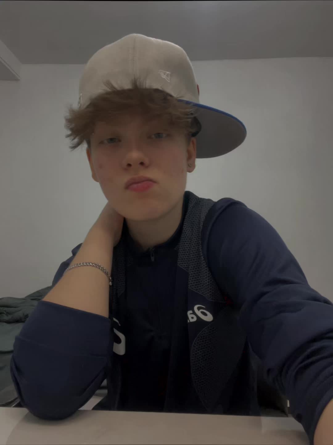 @ar2uwr