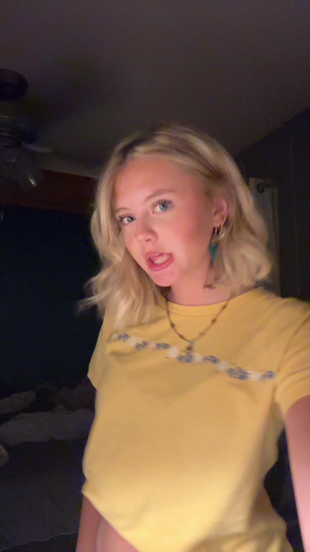 @cam🧟