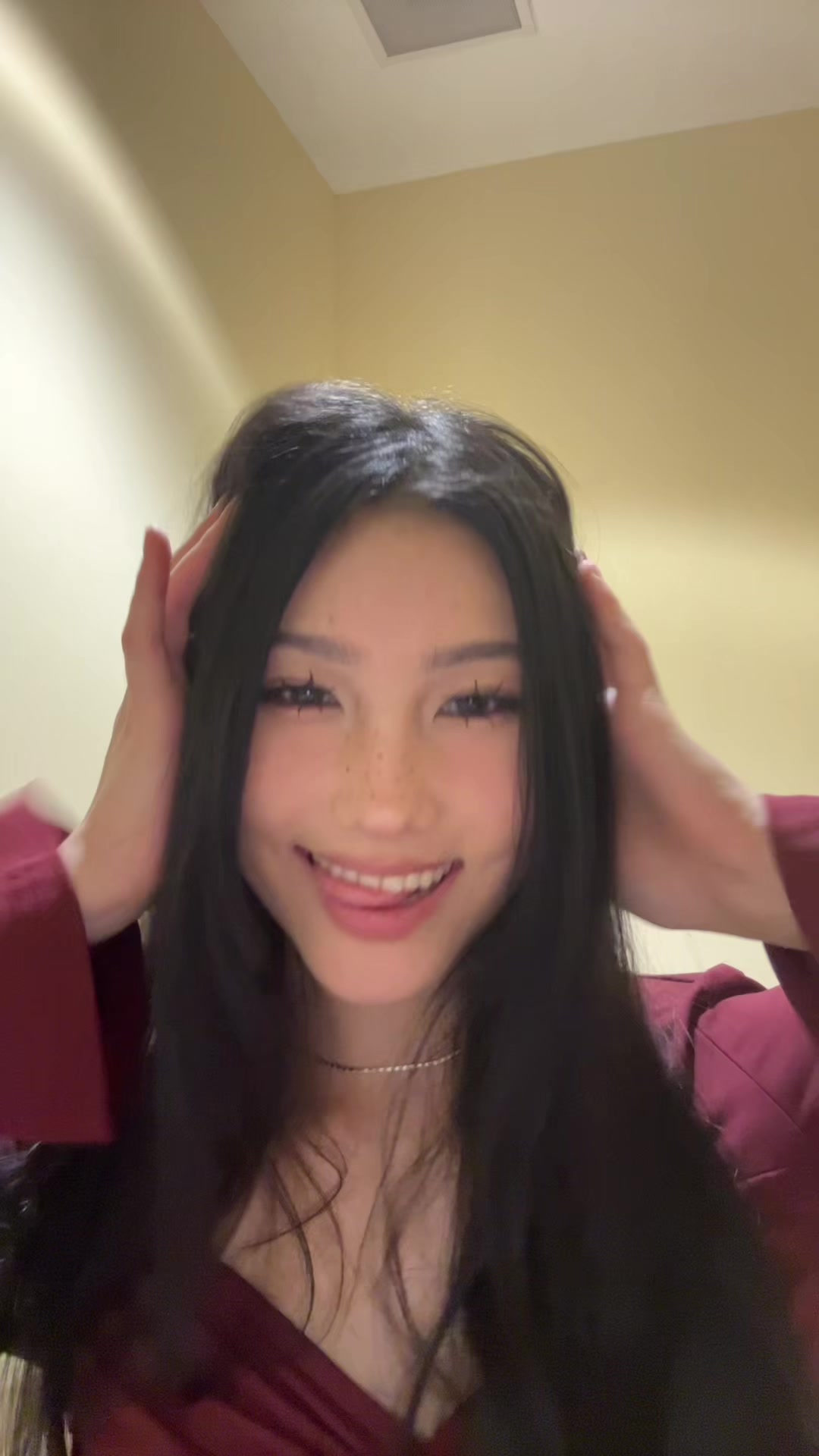 @笑里
