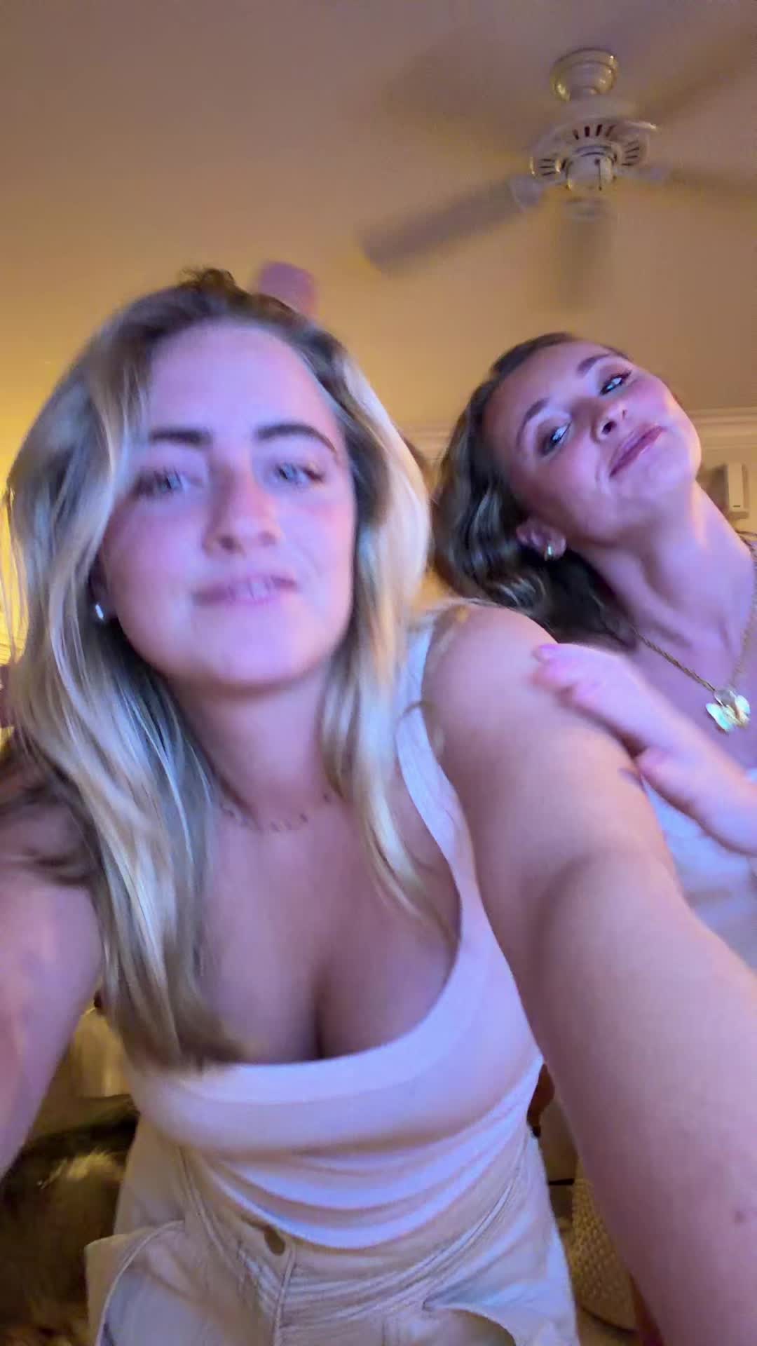 @CC