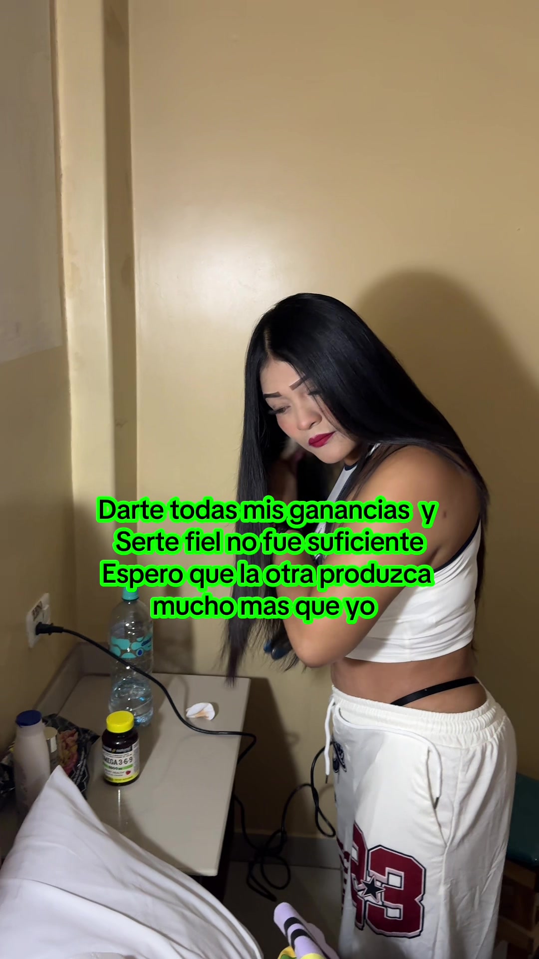 @Nenajessi