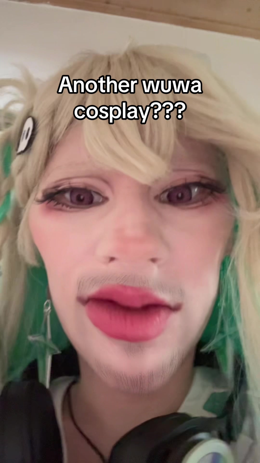@Xemi👾<ig xemi_cosplay>