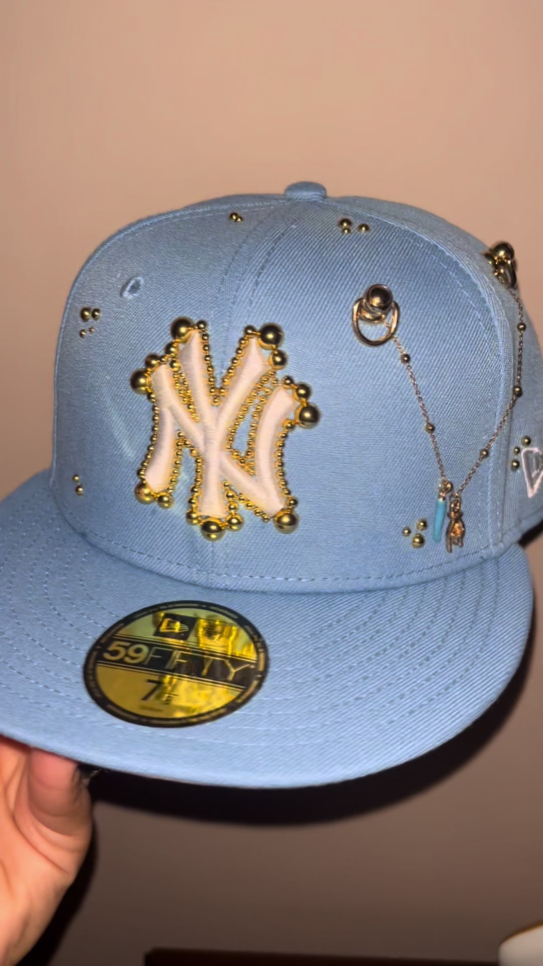 @mg_costumcap