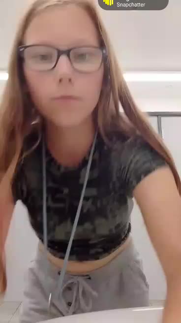 @ac.Cheyenne_Celina_17🖤💛