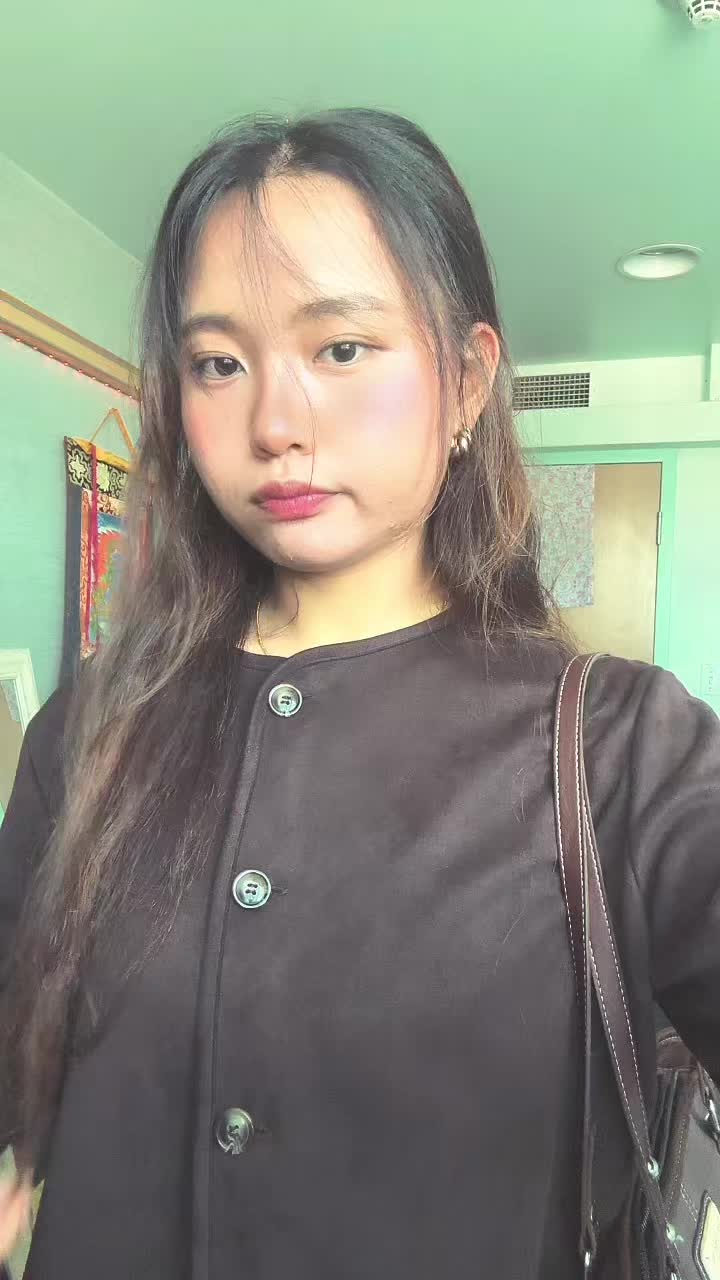 @Lisha Gurung