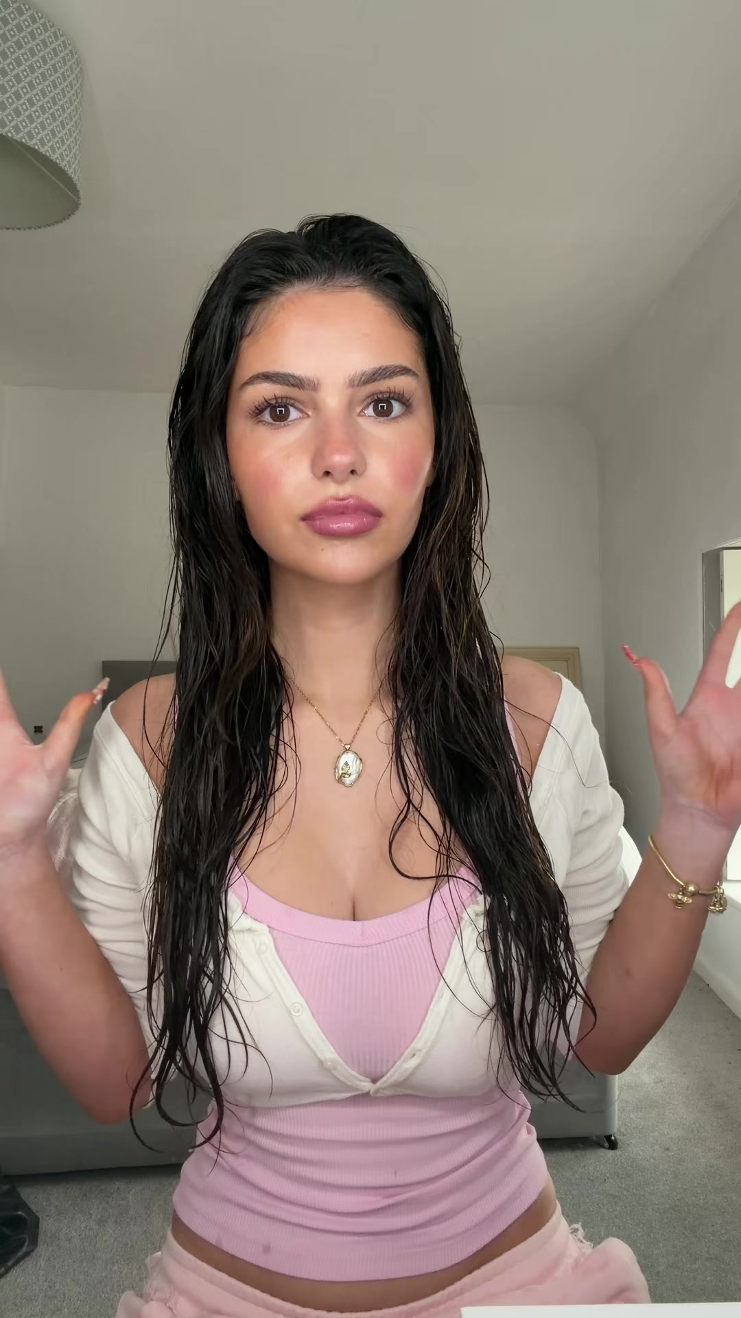 @evvrythingsrosie