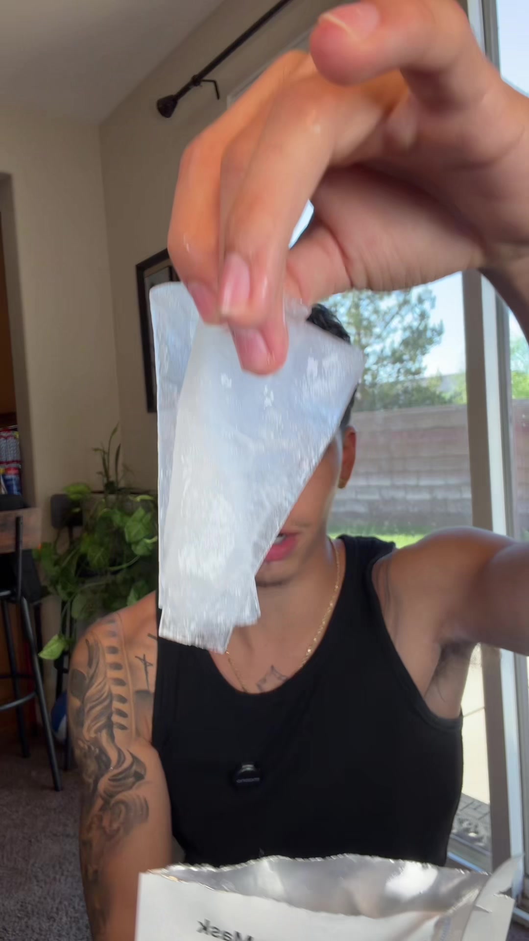 @…