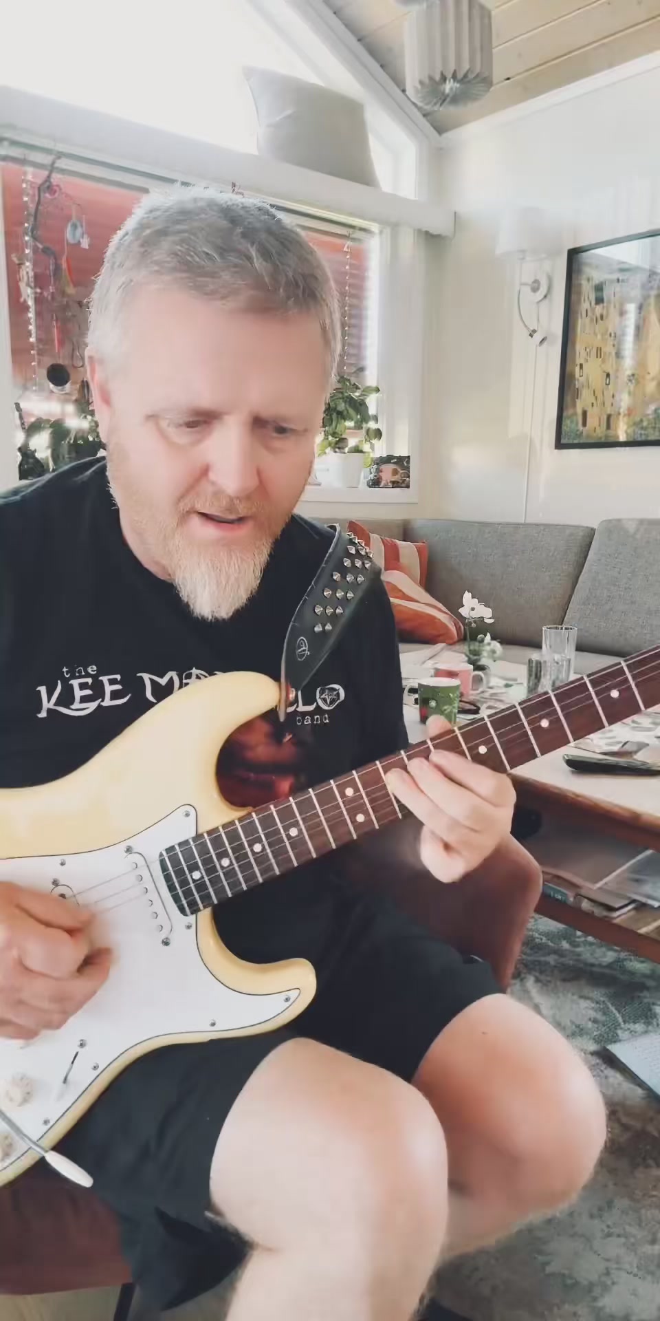 @MrGuitarNorway