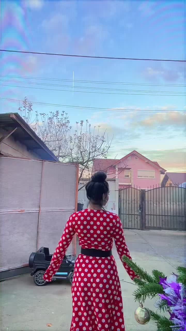 @Elysa
