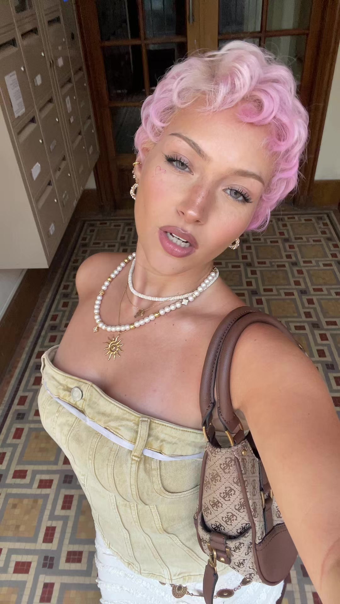 @Sensahtion