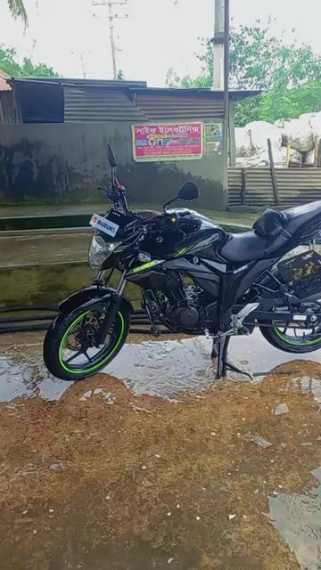 @Suzuki Lover 🏍️