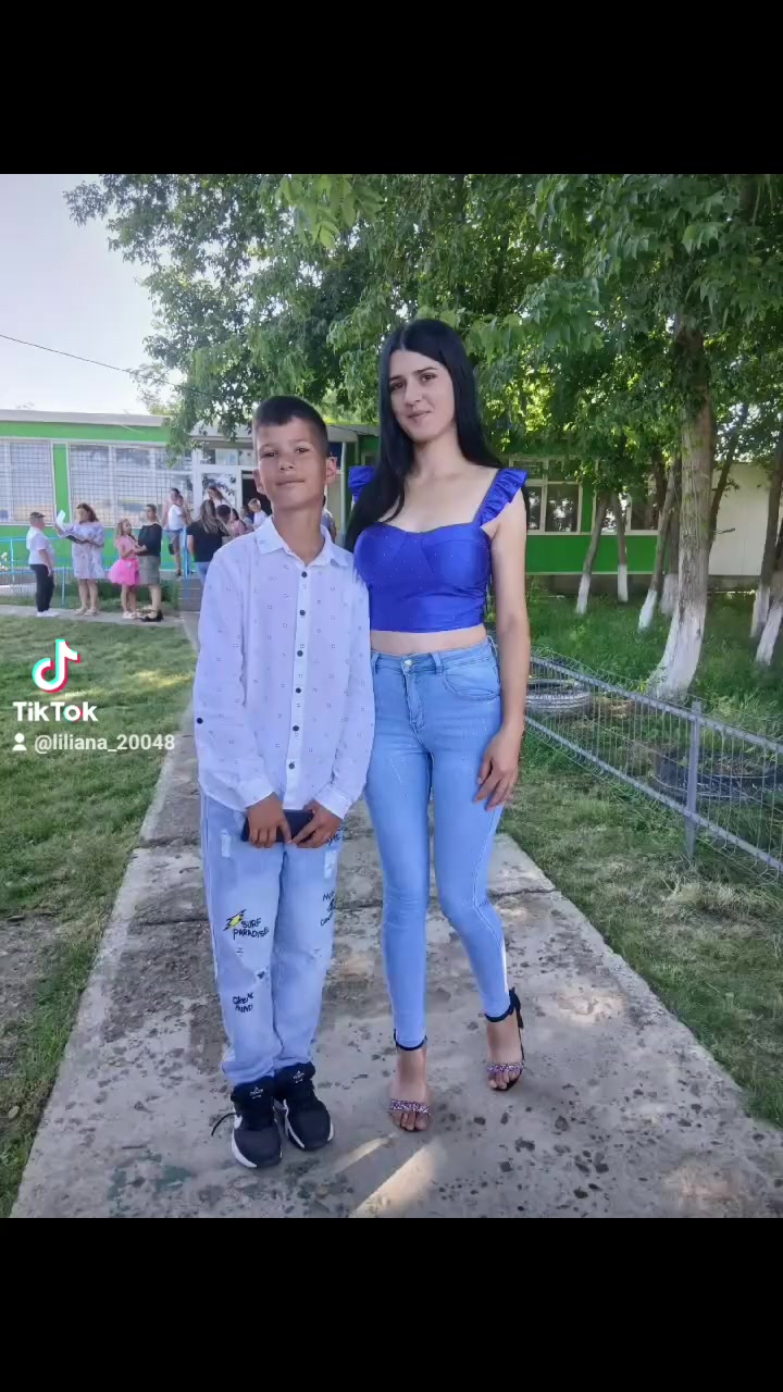 @🩷liliana🩷🎀