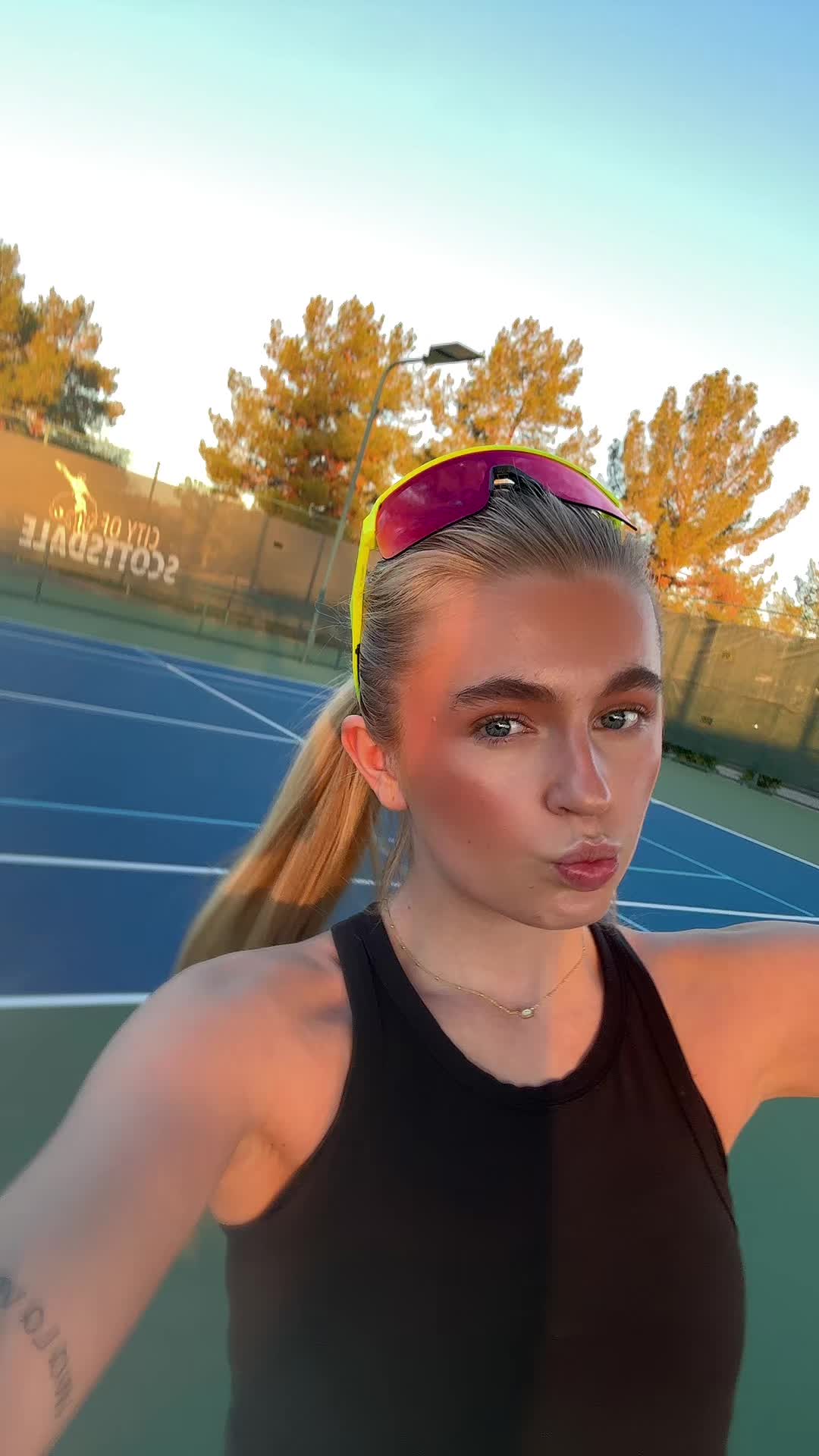 @Emmi