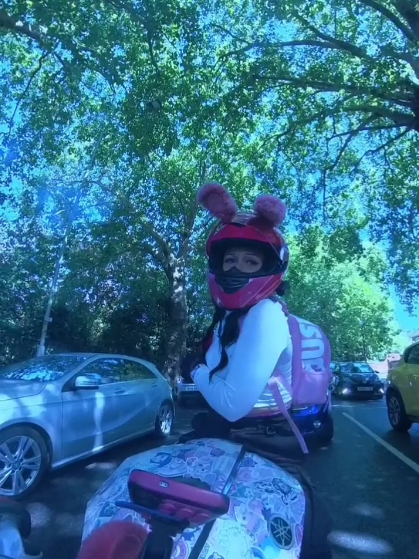 @pinkbunnybiker