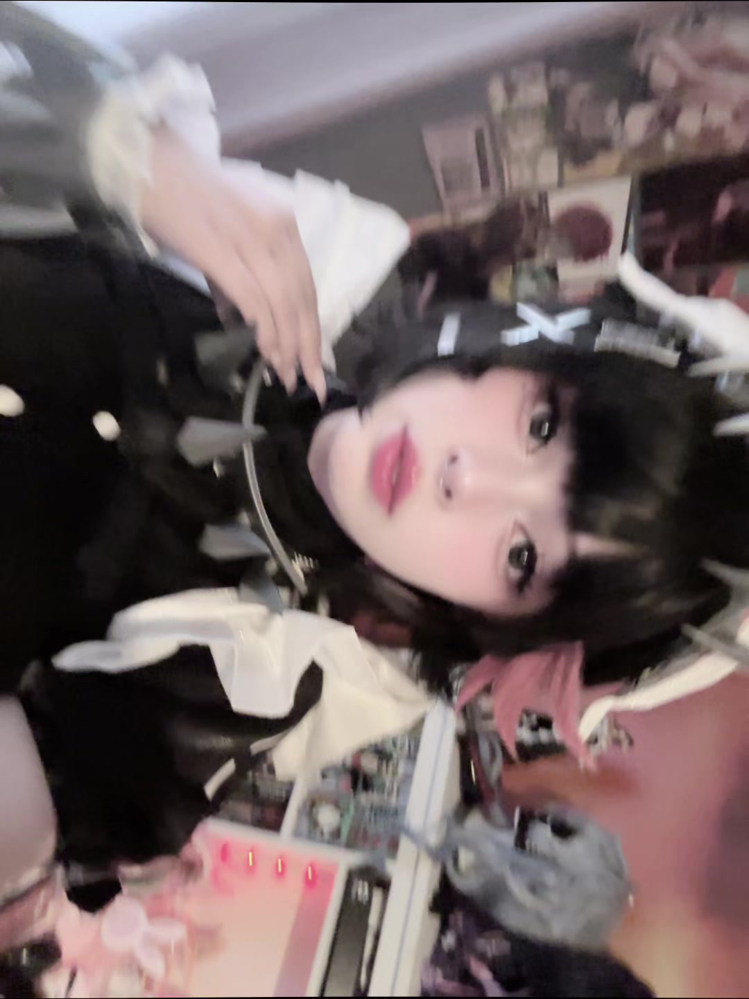 @Ami 𝜗ৎ