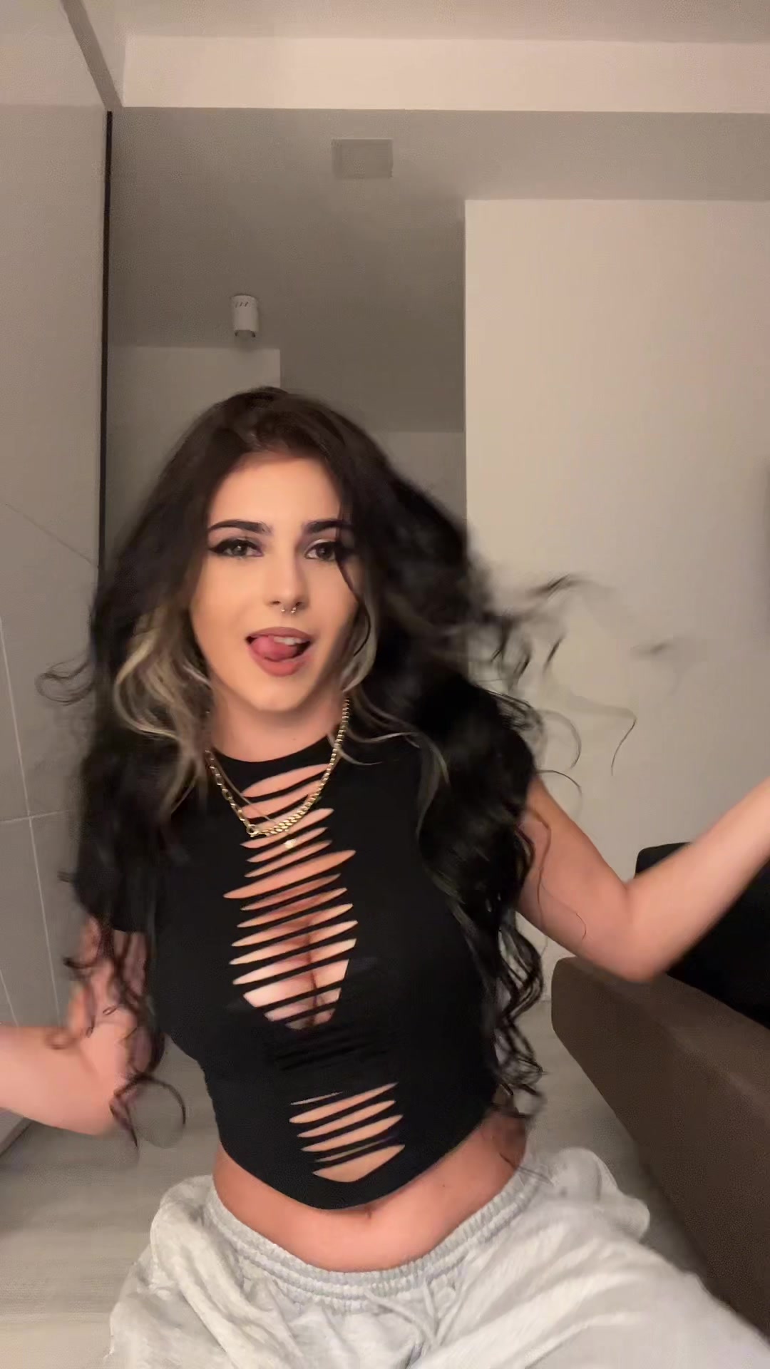 @nana