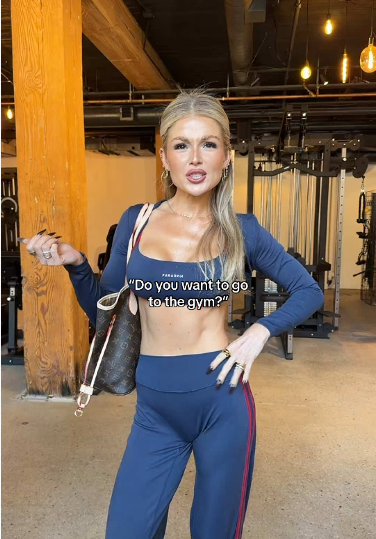 @paigemjohnston_