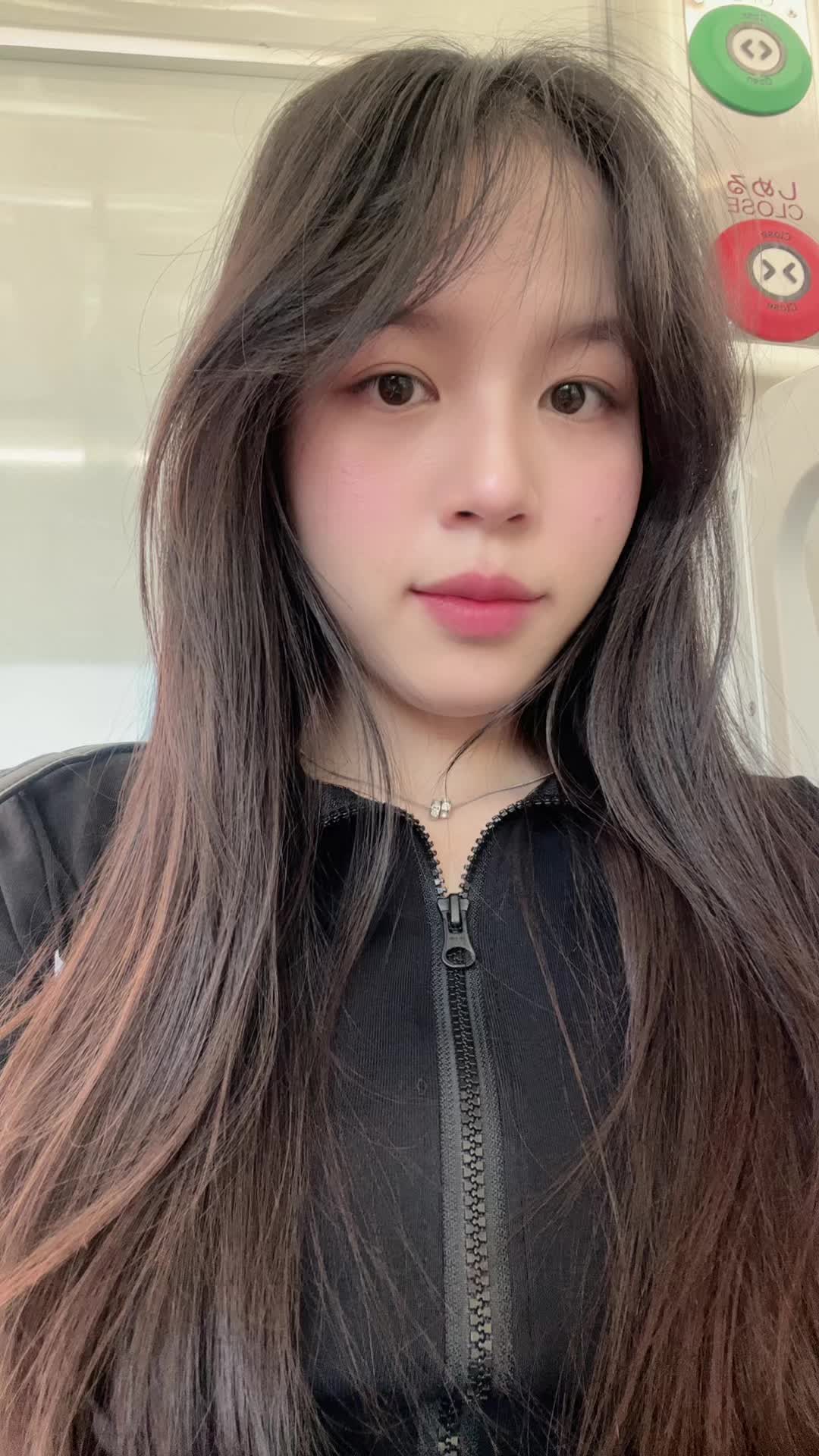 @Thuỳ_Trang🌷