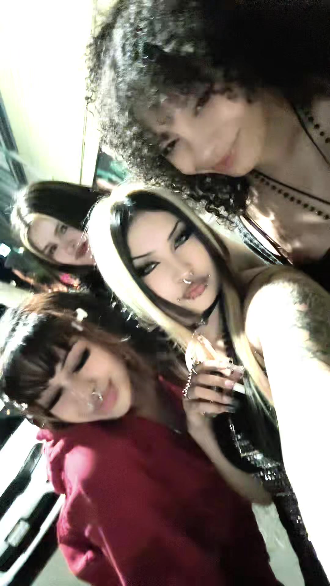 @★ violet vicious ★