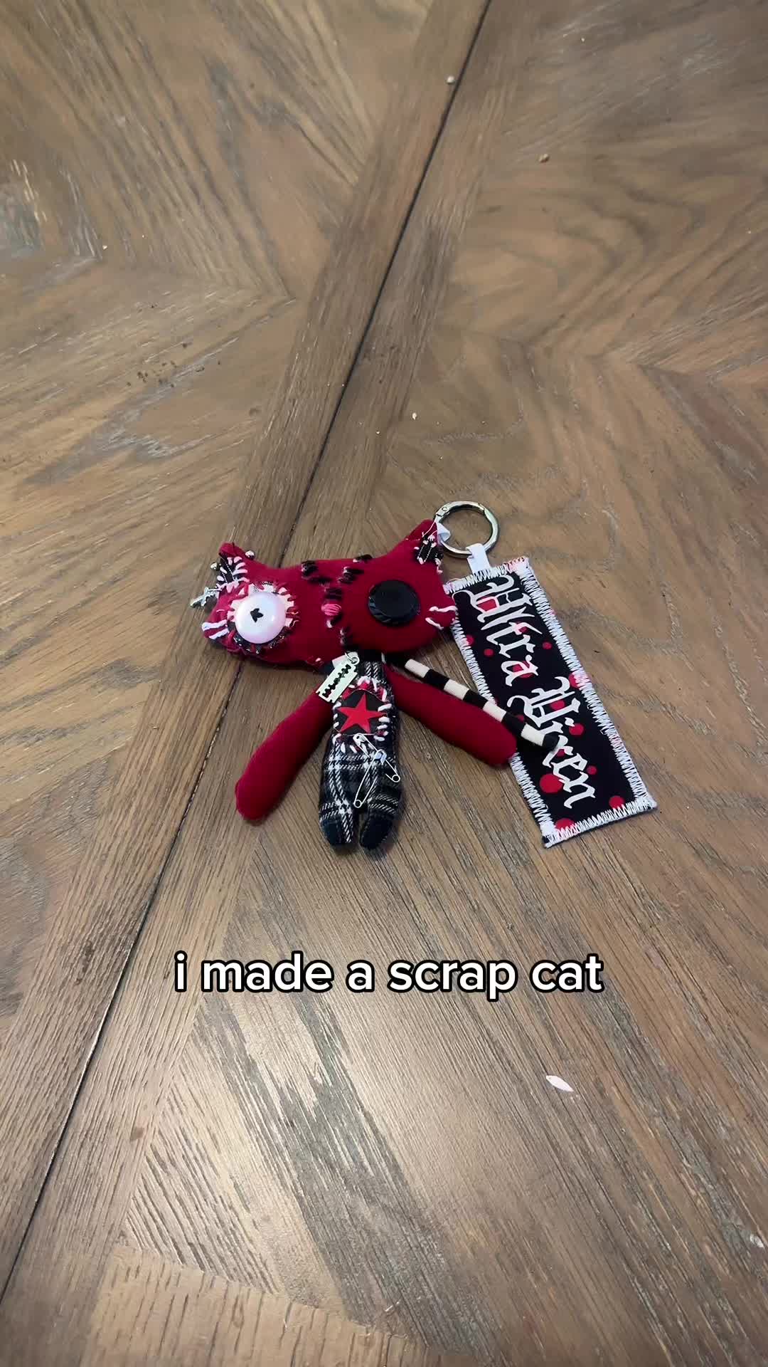 @emily โ