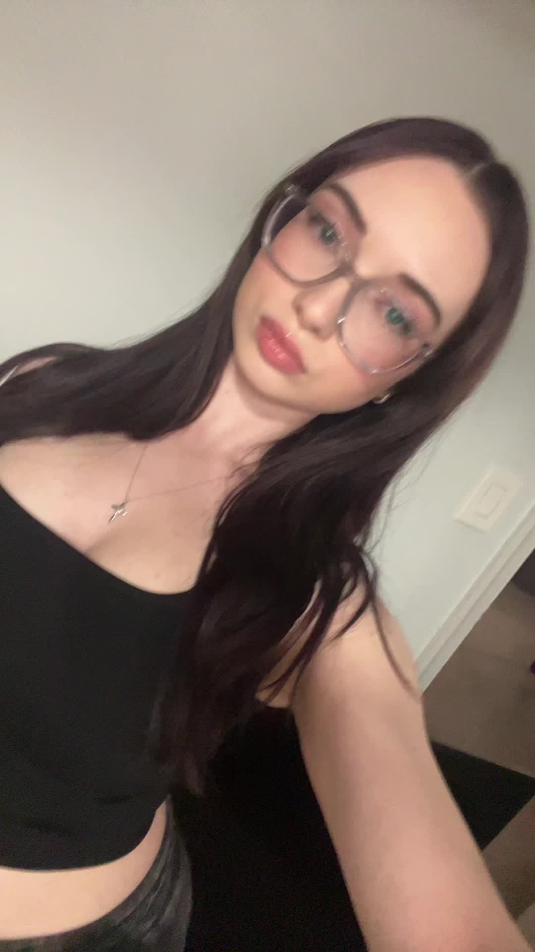 @laurennveronica