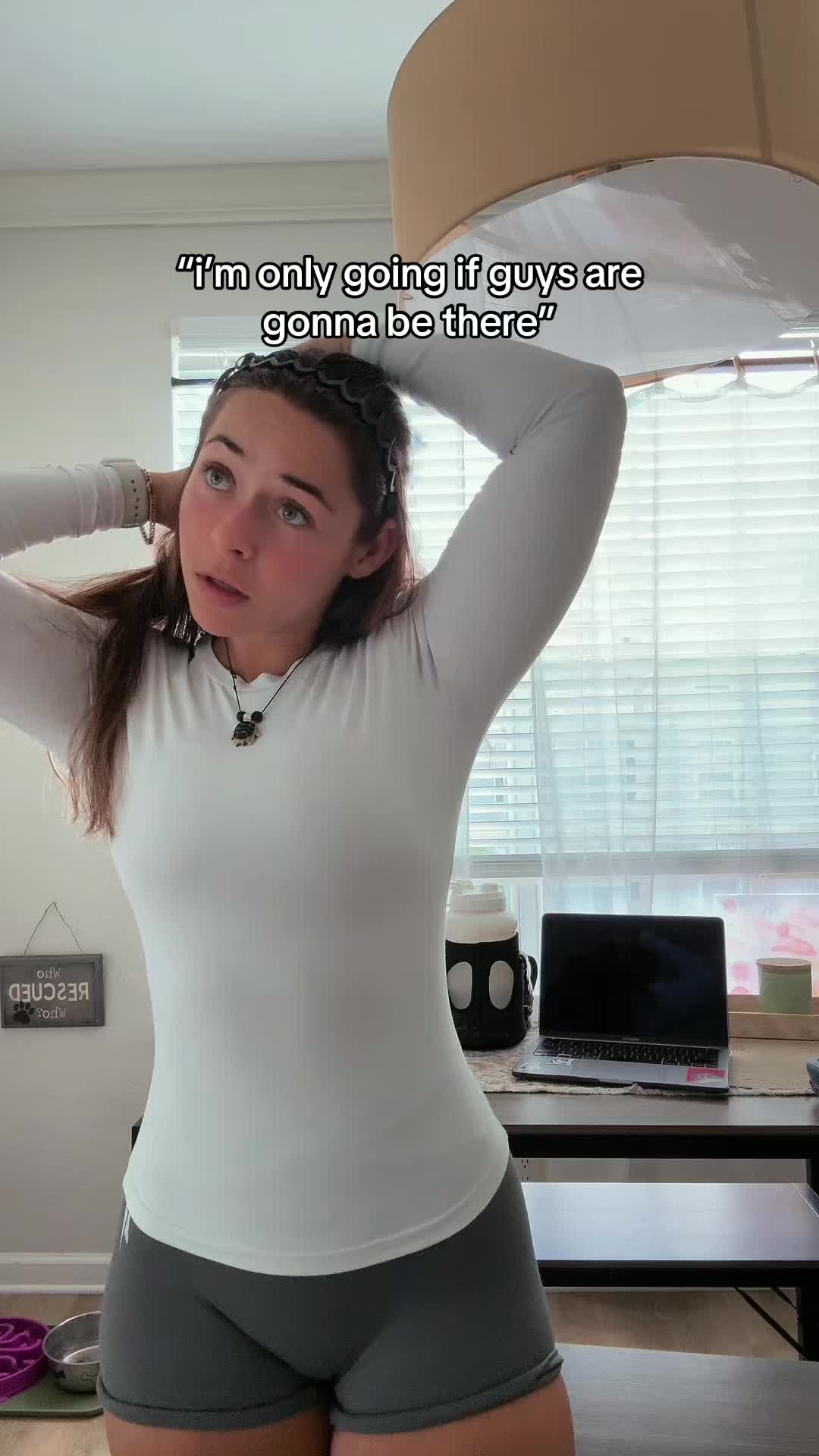 @robyn