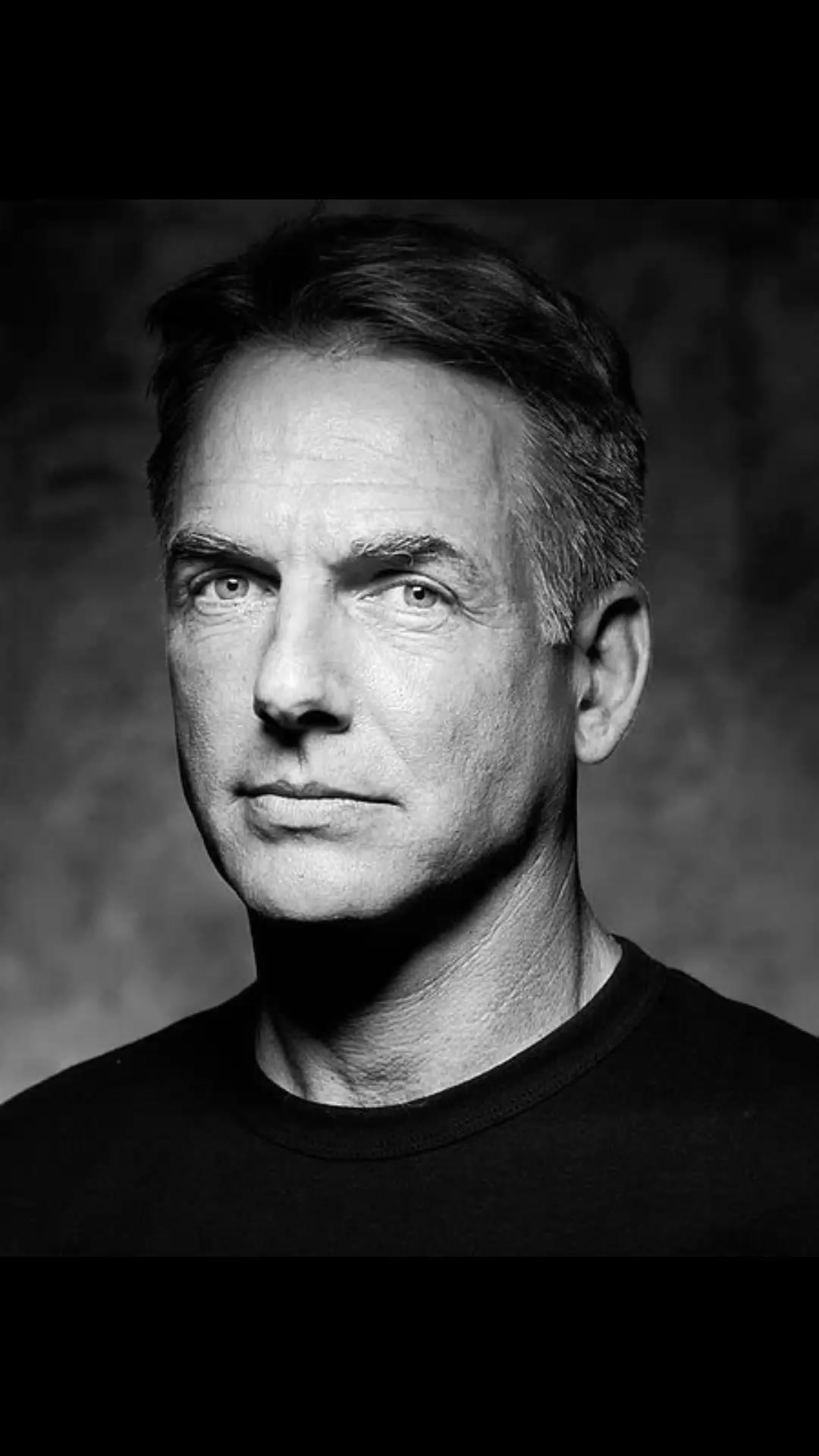 @Mark Harmon personal page