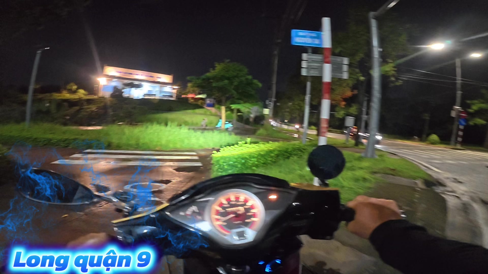 @Long Quận 9