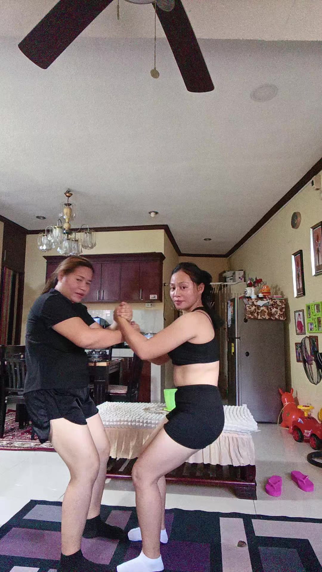 @Jhoyz