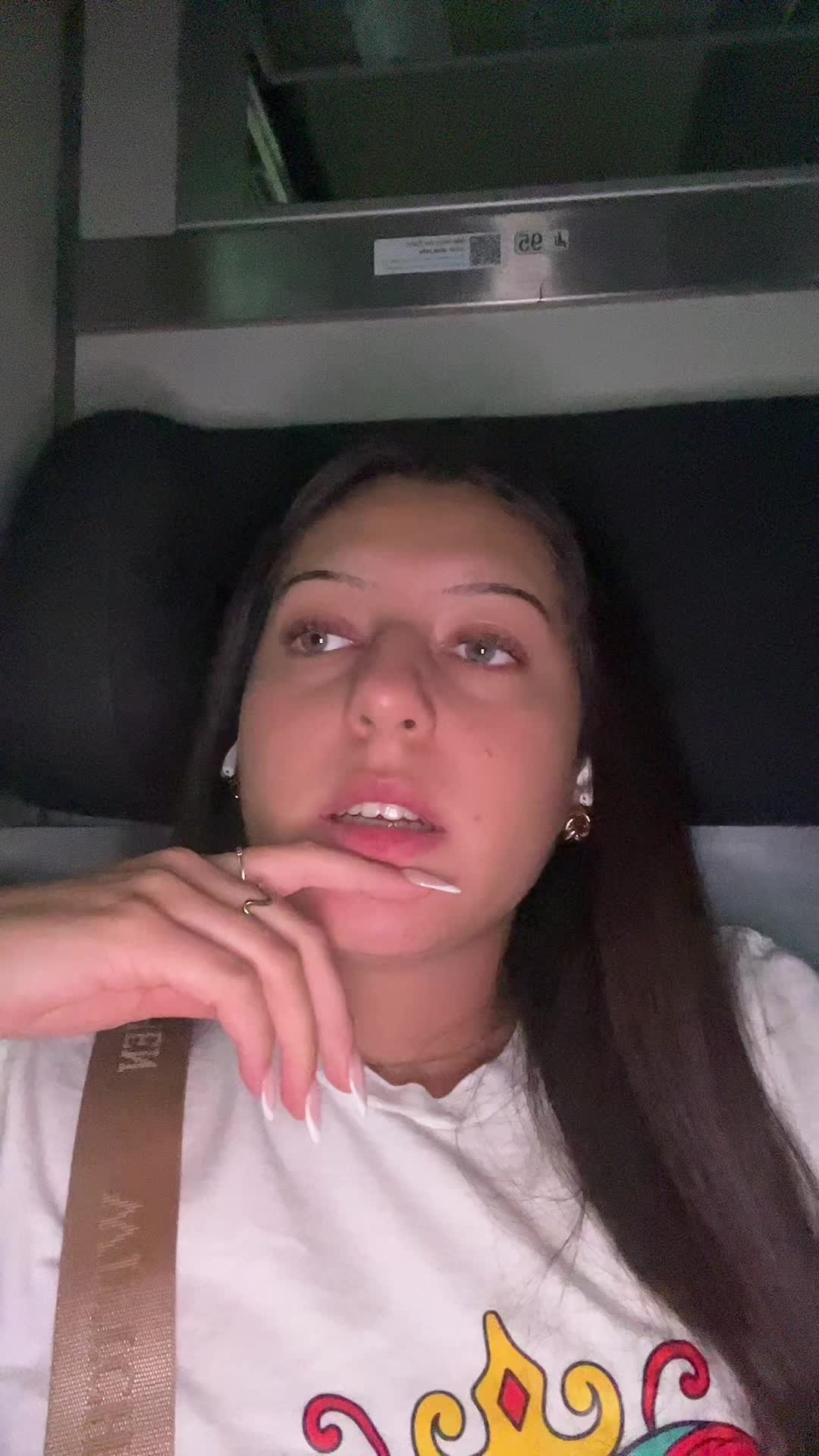 @m a j a 🧃