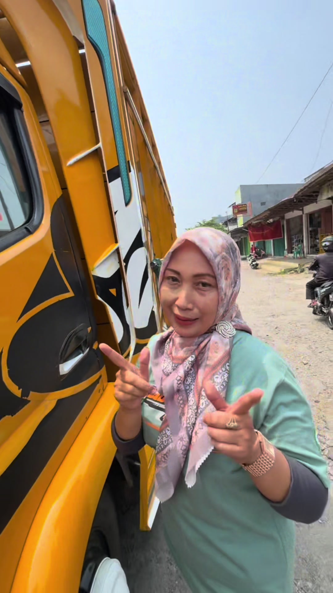 @Bunda Rini