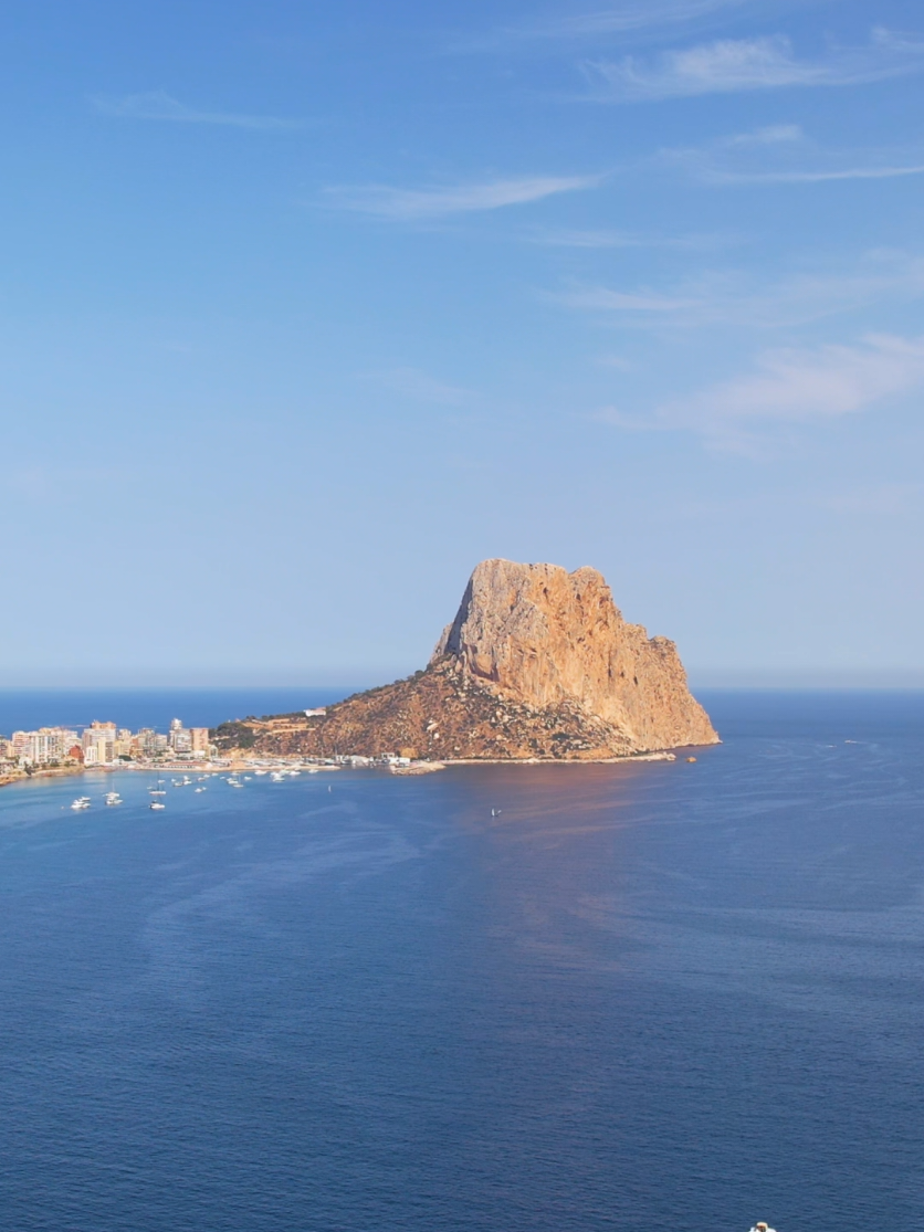 @ROCA | DroneTraveller
