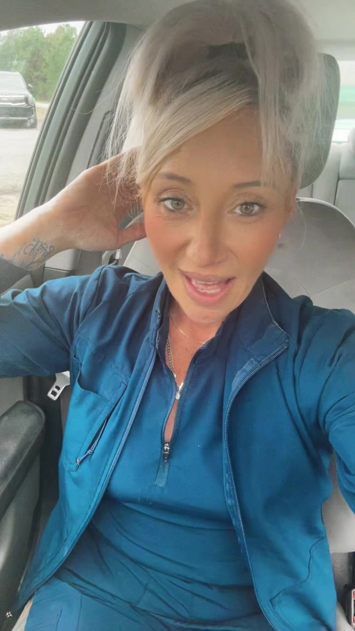 @julydaises