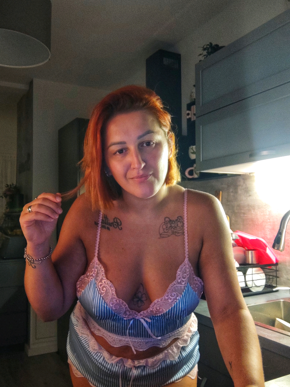 @ℐ𝓋𝒶𝓃𝒶 𝒮𝒾𝓂ℴ𝓃𝒾𝓈