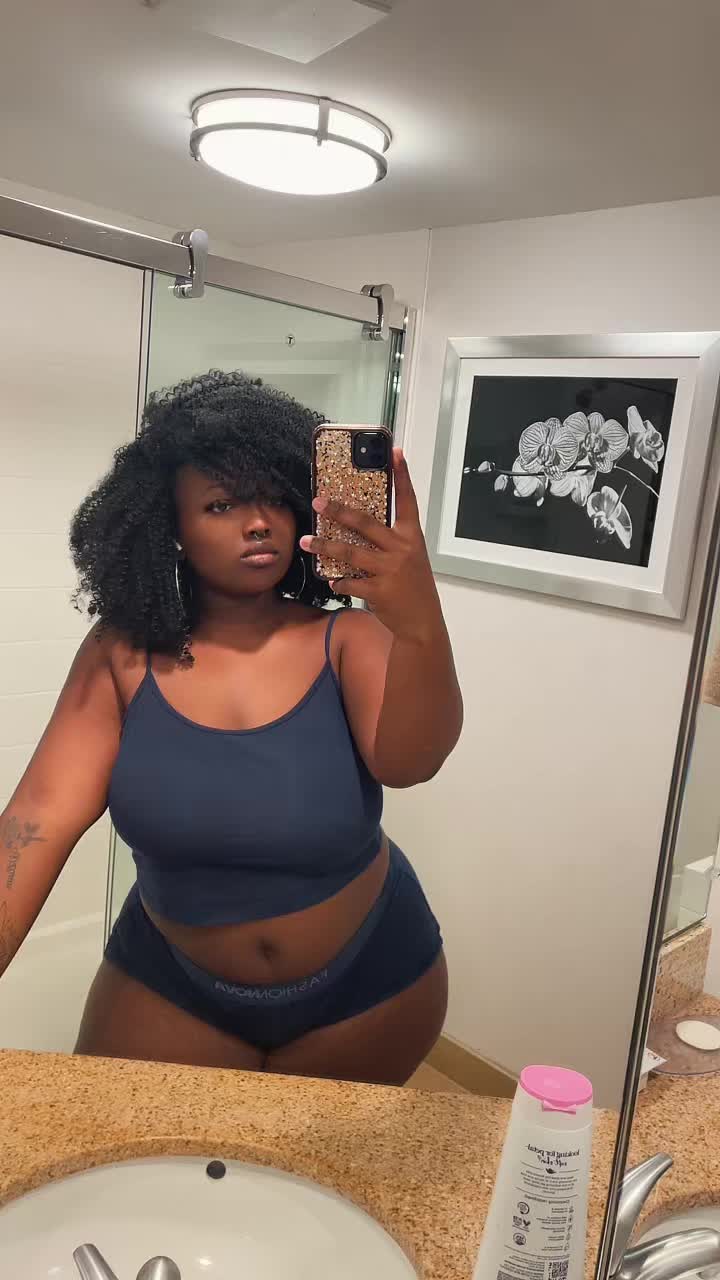 @Eleesetoocold ❄️