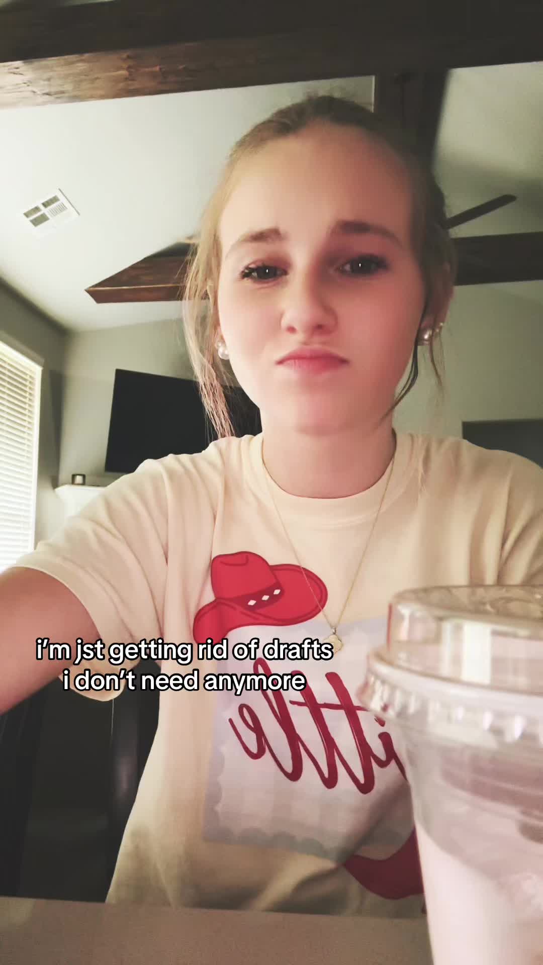 @⃟