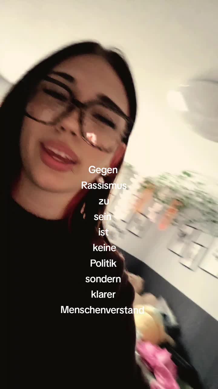 @(*≧з≦)