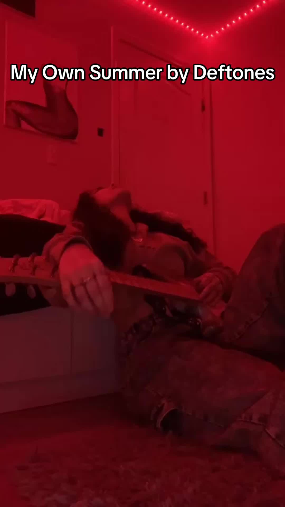 @zozolovesguitar