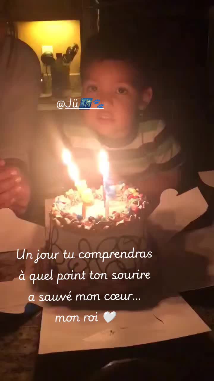 @𝓜𝓸𝓶 𝓸𝓯 𝓫𝓸𝔂🤴🏼🤴🏼🤴🏼