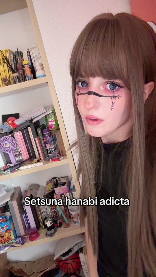 @Akko