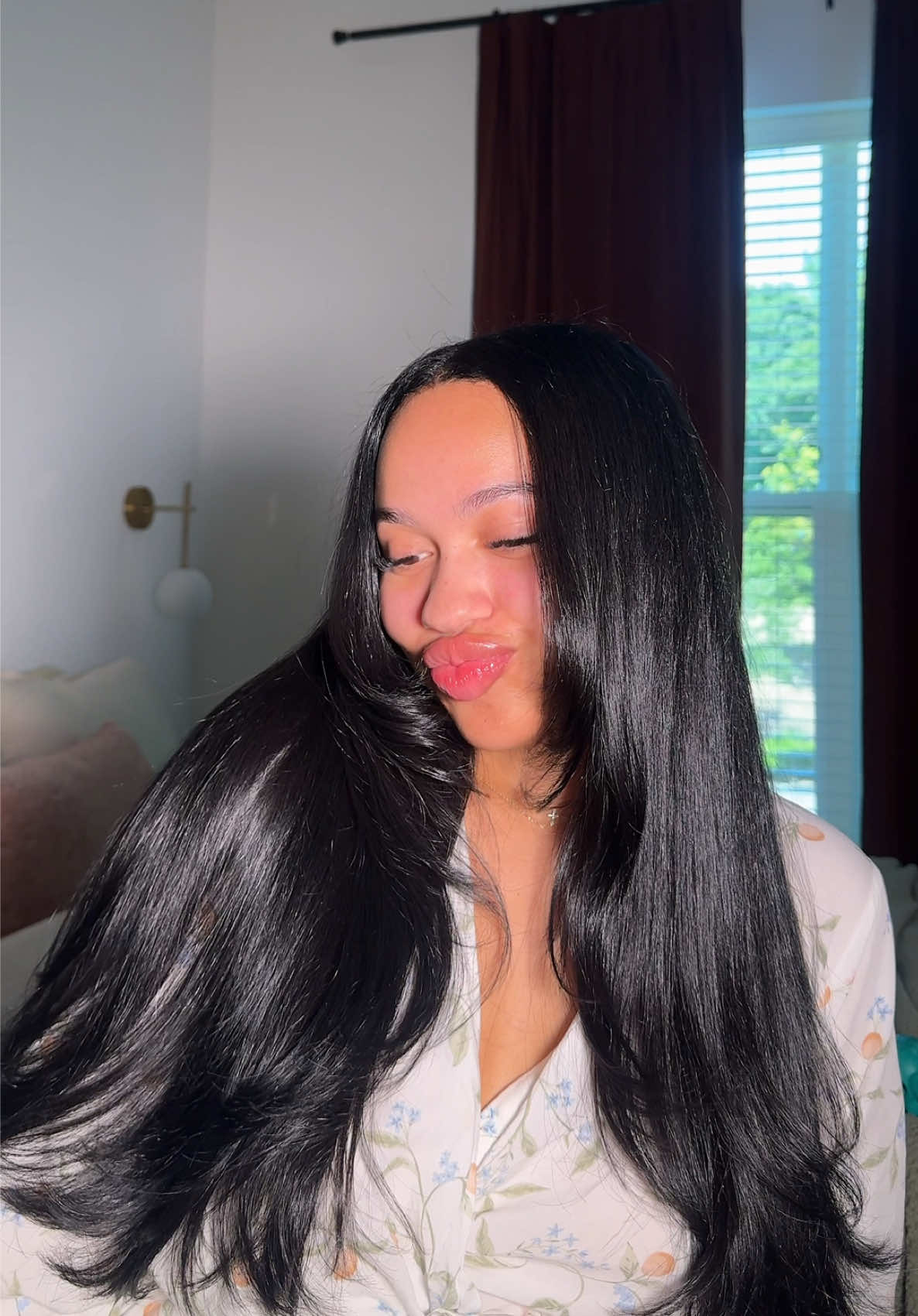 @Bella