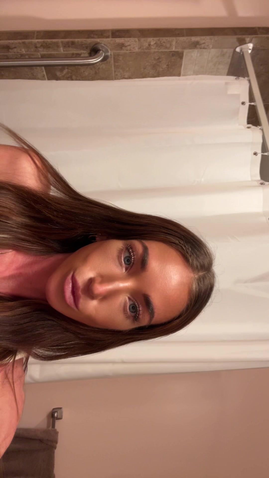 @isabella