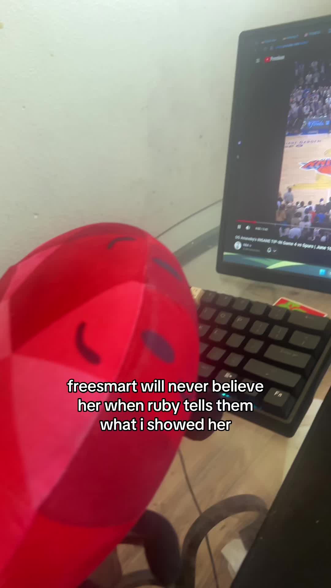 @𝘵𝘶𝘮𝘣𝘭𝘳!