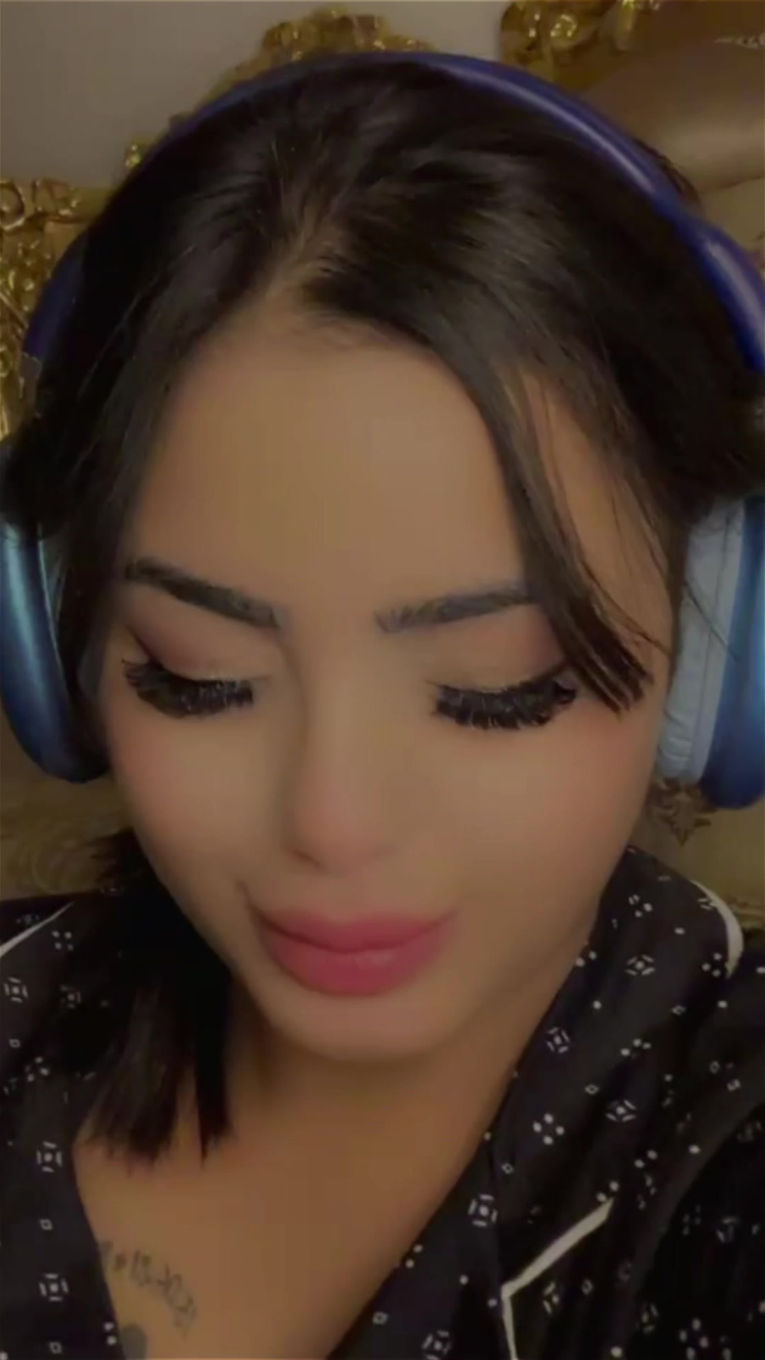 @๐ฆFarasha๐ฆ