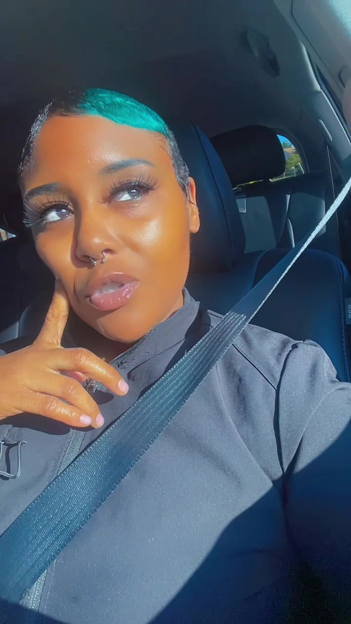 @unapologeticallyt__