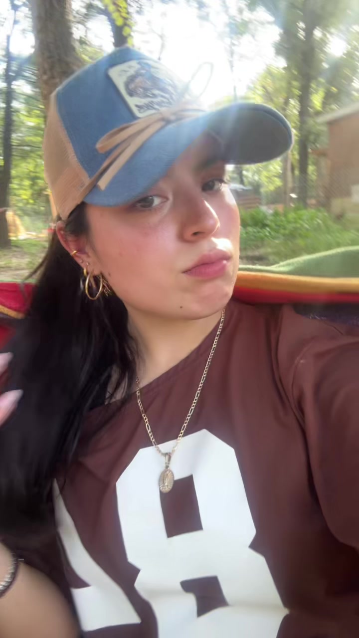 @lizbethrojocampuzano