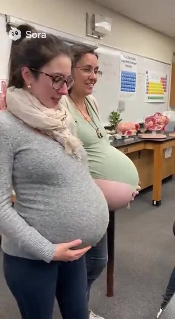 @Pregnant Teacher